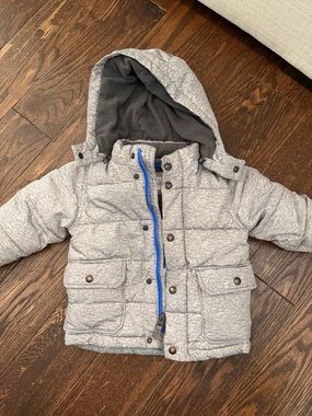 GAP Heather Gray Puffer Jacket with Blue Zipper Accent